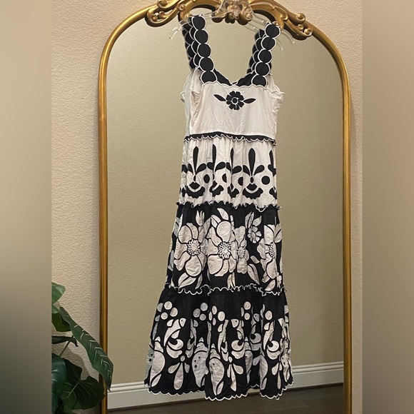 FARM Rio Tiered Floral Cutwork Organic Cotton Midi Dress Size S - Picture 10 of 15